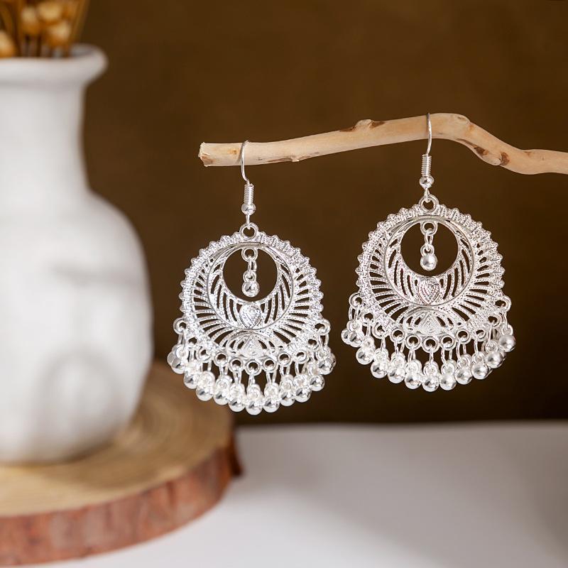 Miao Sier Personality Hollow Out Leaf-shaped Fashion Earrings
