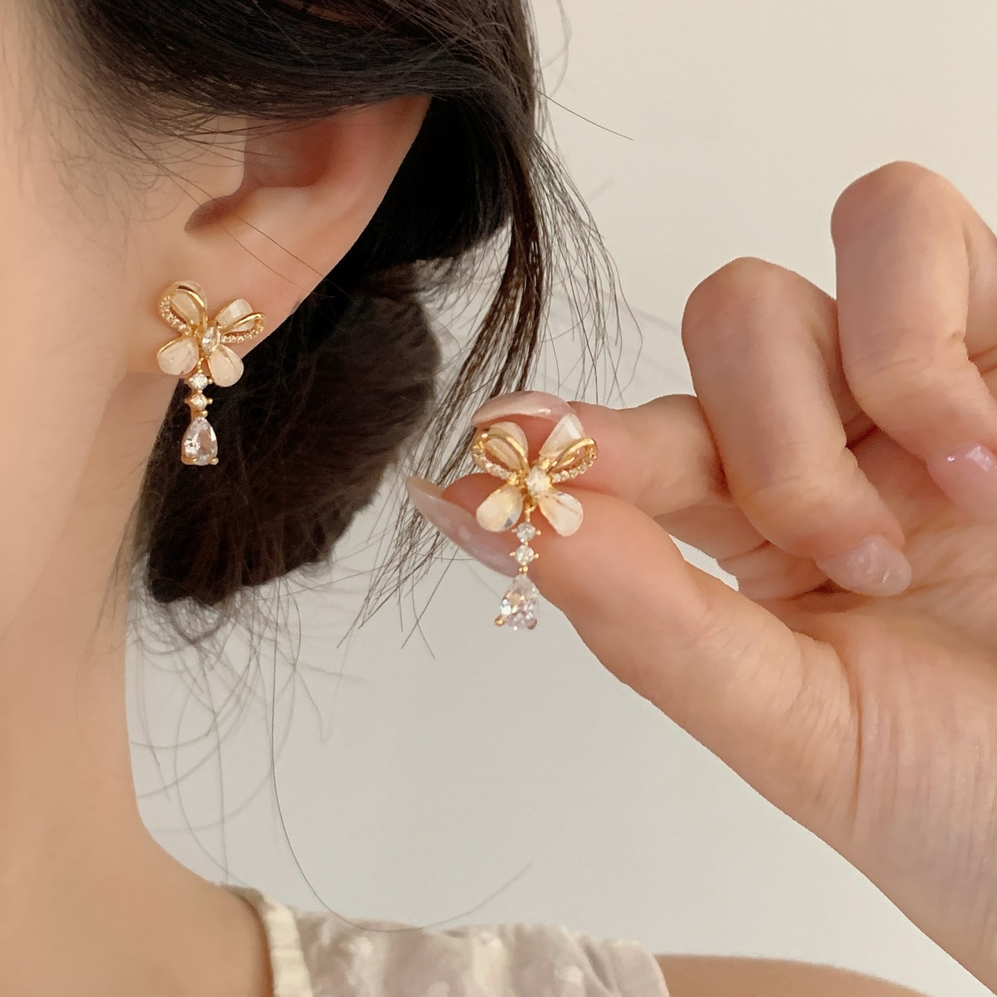 Women's Bow Tassel For Exquisite Refined Grace Light Luxury Design Sense Rings