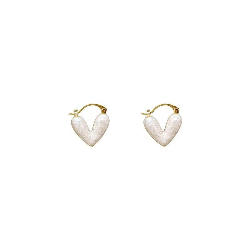 Women's Love Heart Fashionable Niche Design French Style Stud Earrings