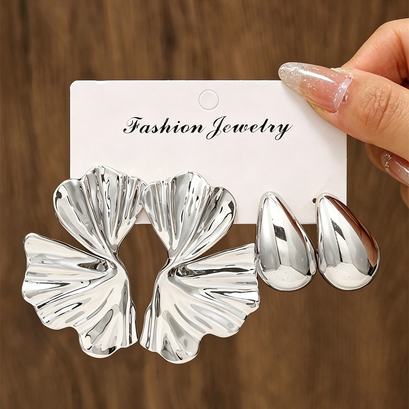 Women's Gold Geometric Fashionable High Sense Combination Earrings