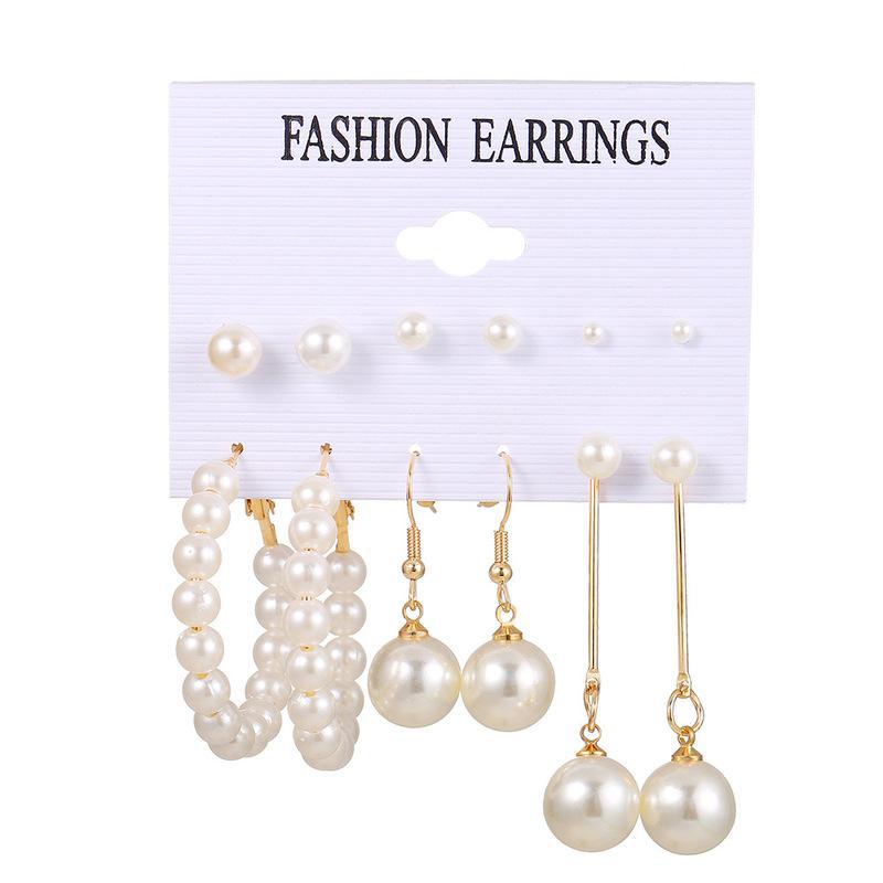 Women's Inlaid Pearl Creative French Retro Gold Ear Stud Earrings