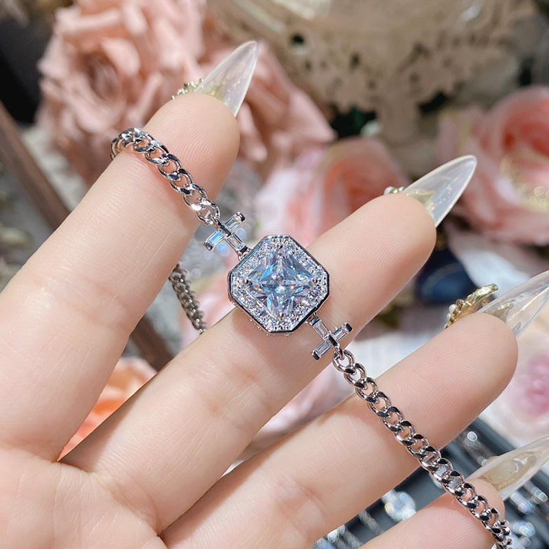Camellia Bright Luminous Platinum Series Plated Zircon Super Flash Light Bracelet