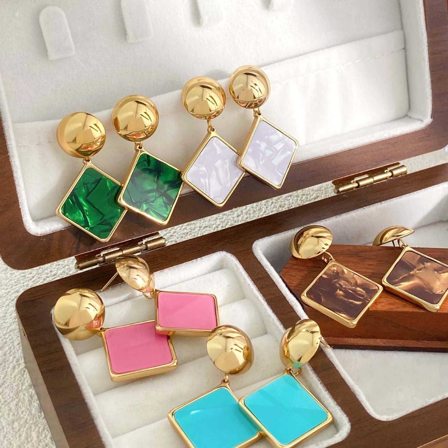 Women's Retro Geometric Metal Beads Style Colorful Square Piece Earrings