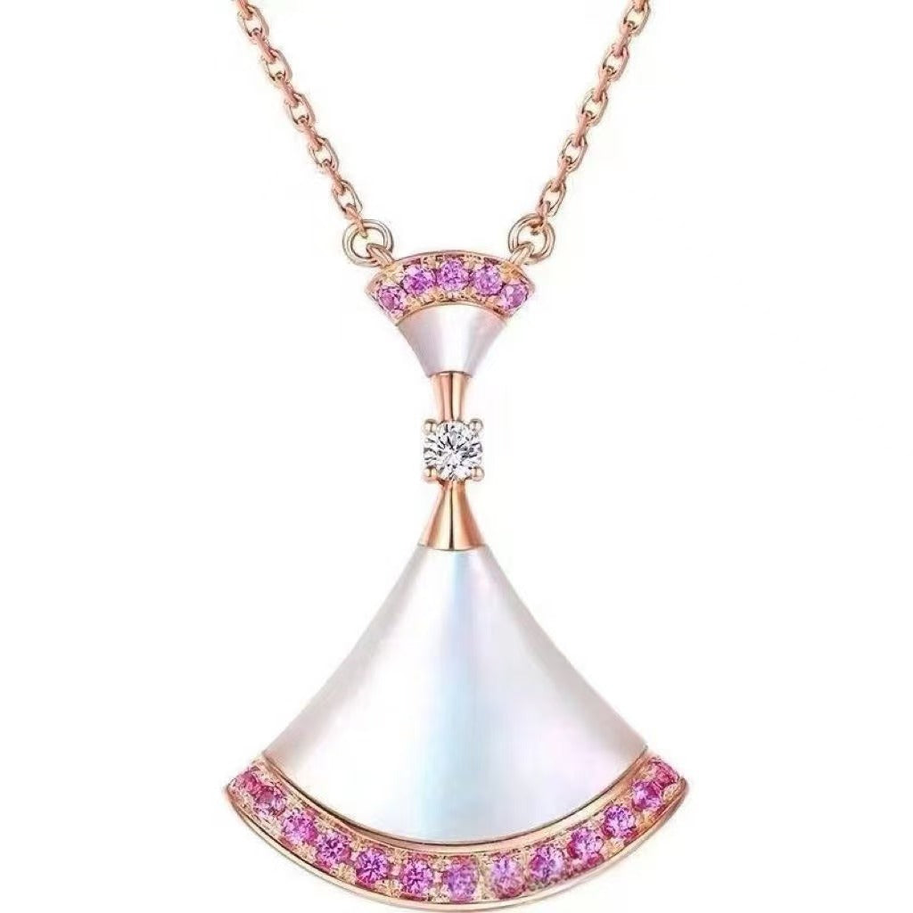 Version Fan-shaped Fritillary Female Rose Gold Necklaces