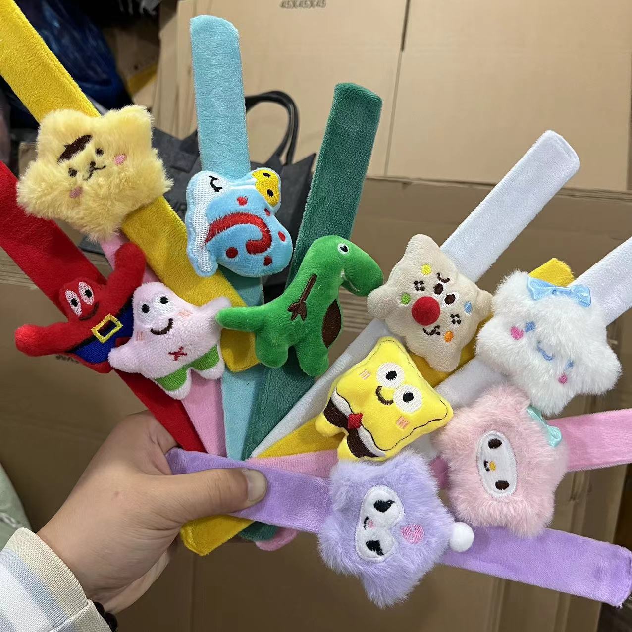 Children's Plush Cartoon Pop Cute Couple Female Slap Bracelet