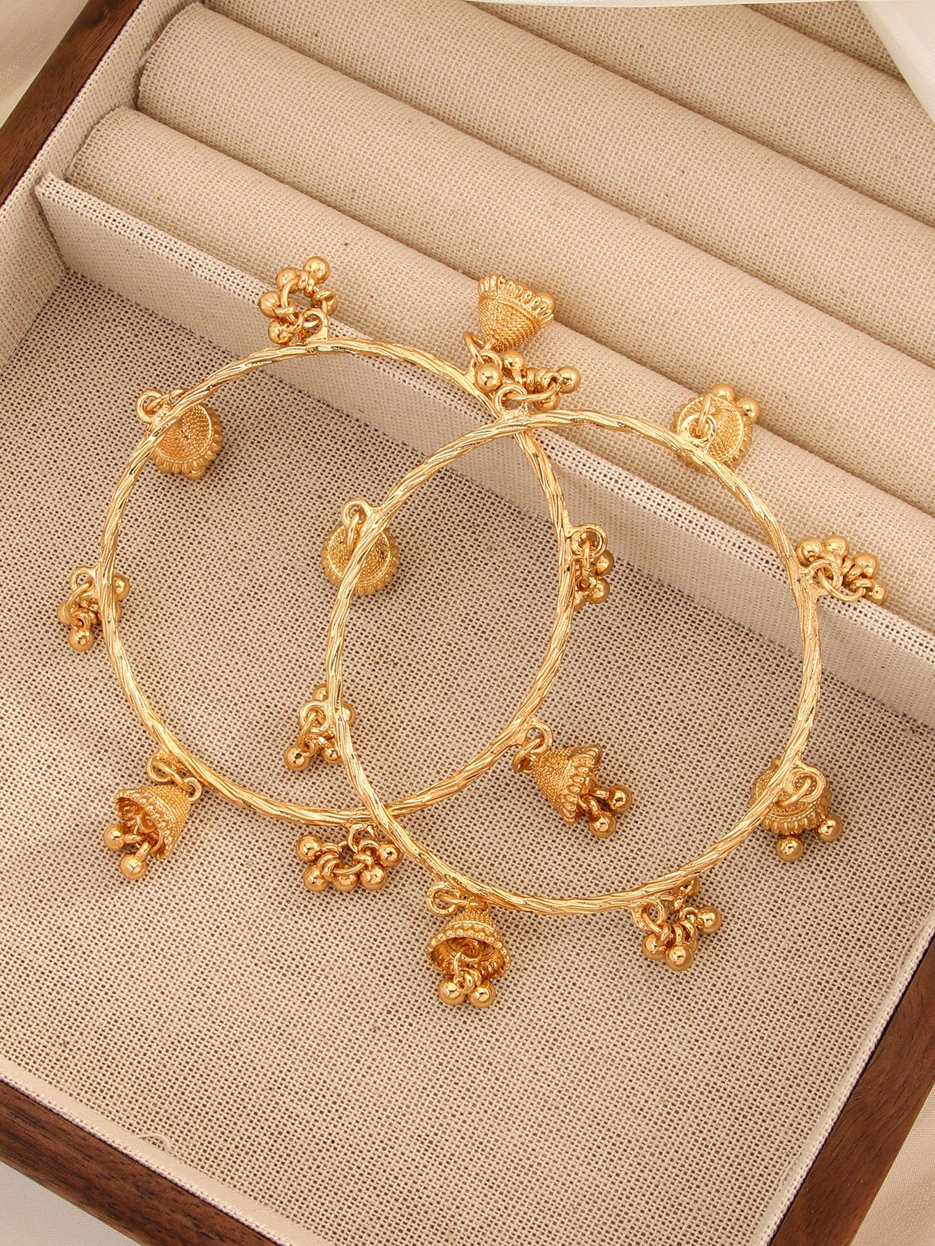Xi Fashion Retro Ethnic Style Bell Bracelet