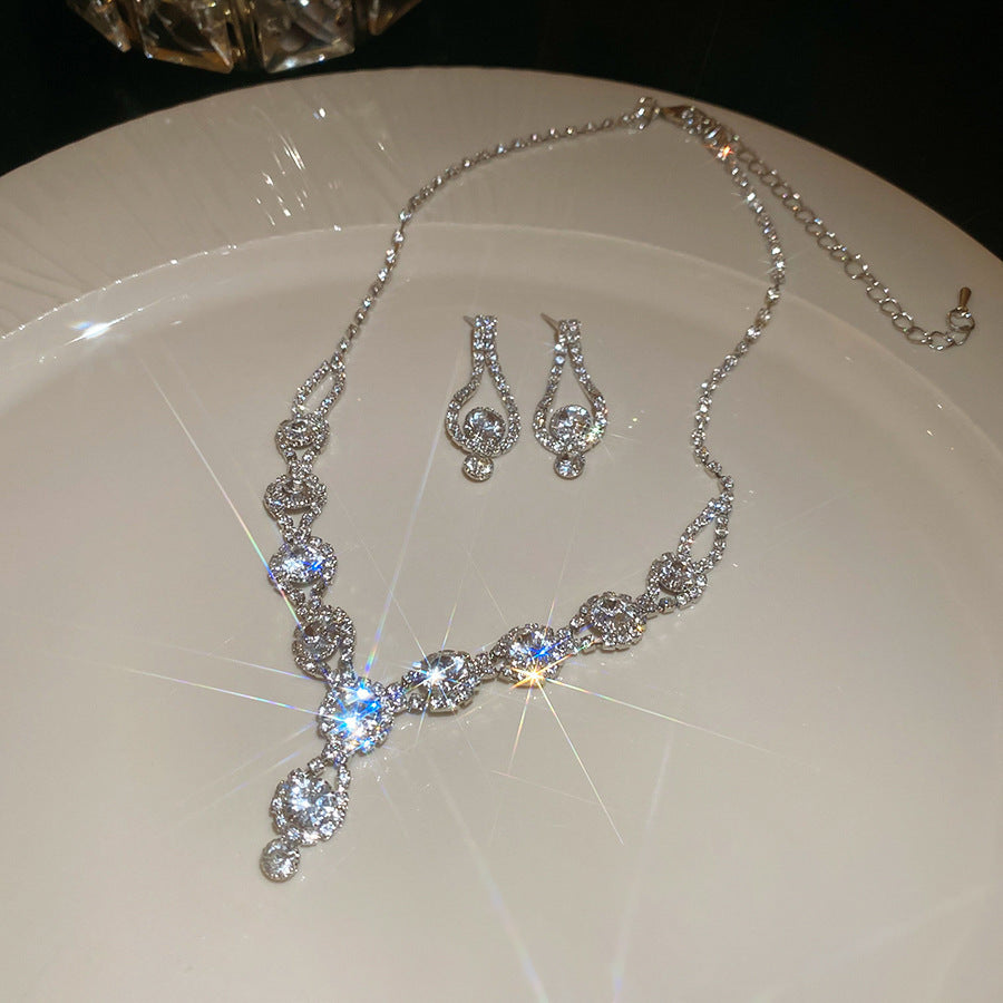 Elegant Drop Round Light Luxury Minority Necklaces