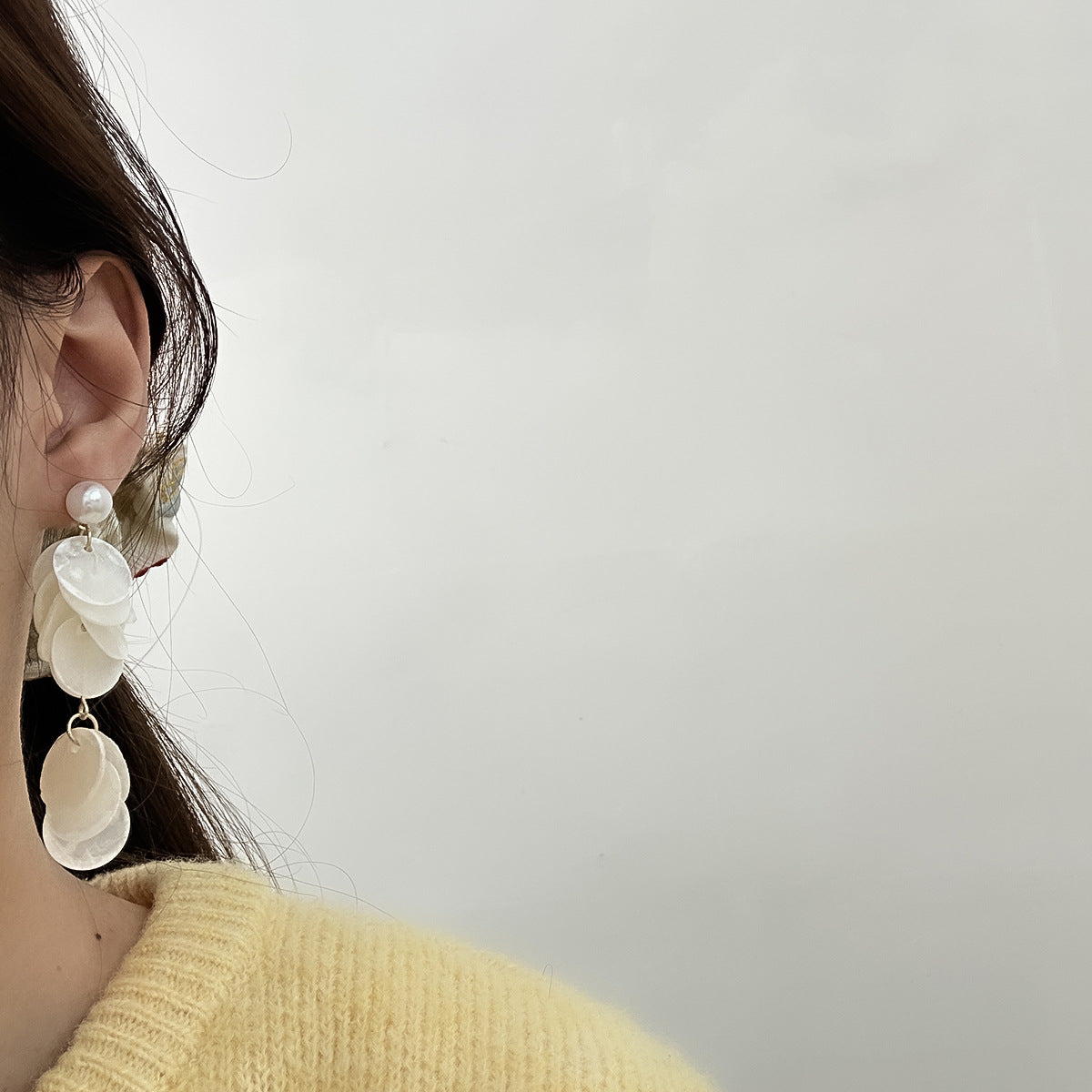 Long Tassel Shell Four-leaf Flower Exaggerated Rings
