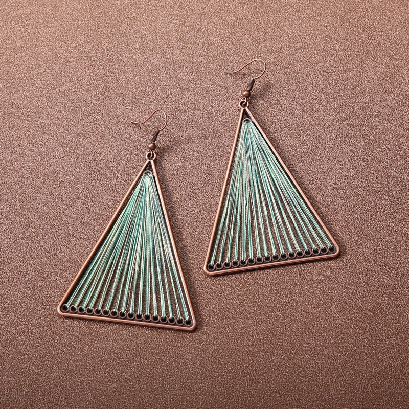 Profile Large Female Retro Style Temperament Earrings