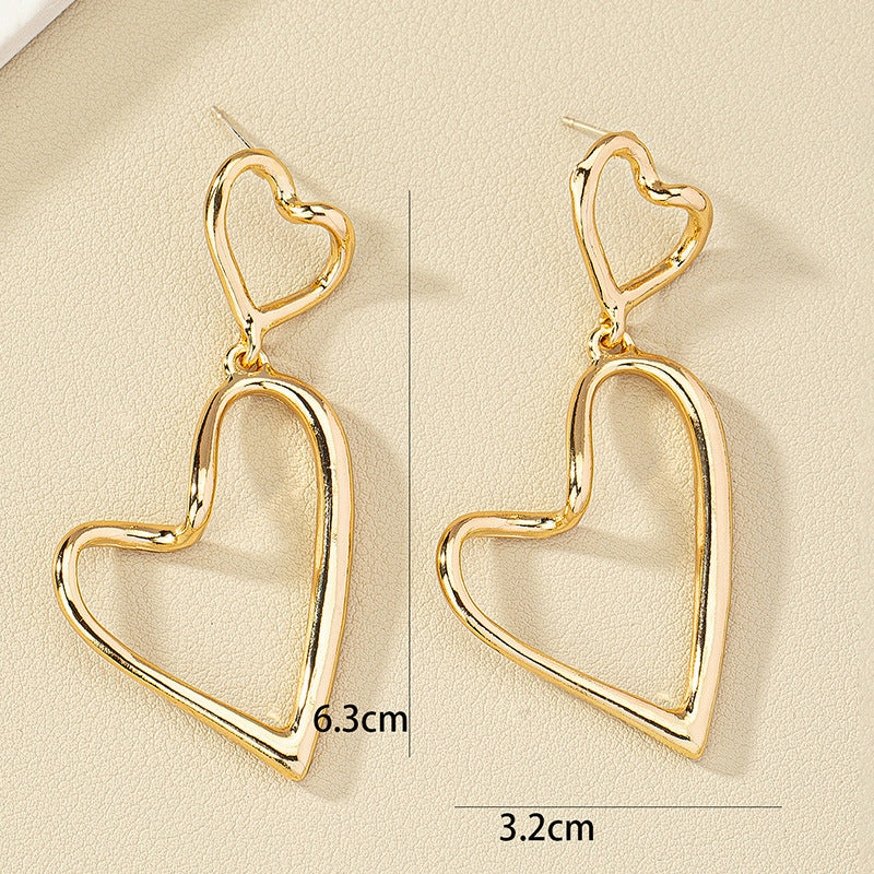 Pair Of Palace Style Love Personalized Eardrops Retro French Female Earrings