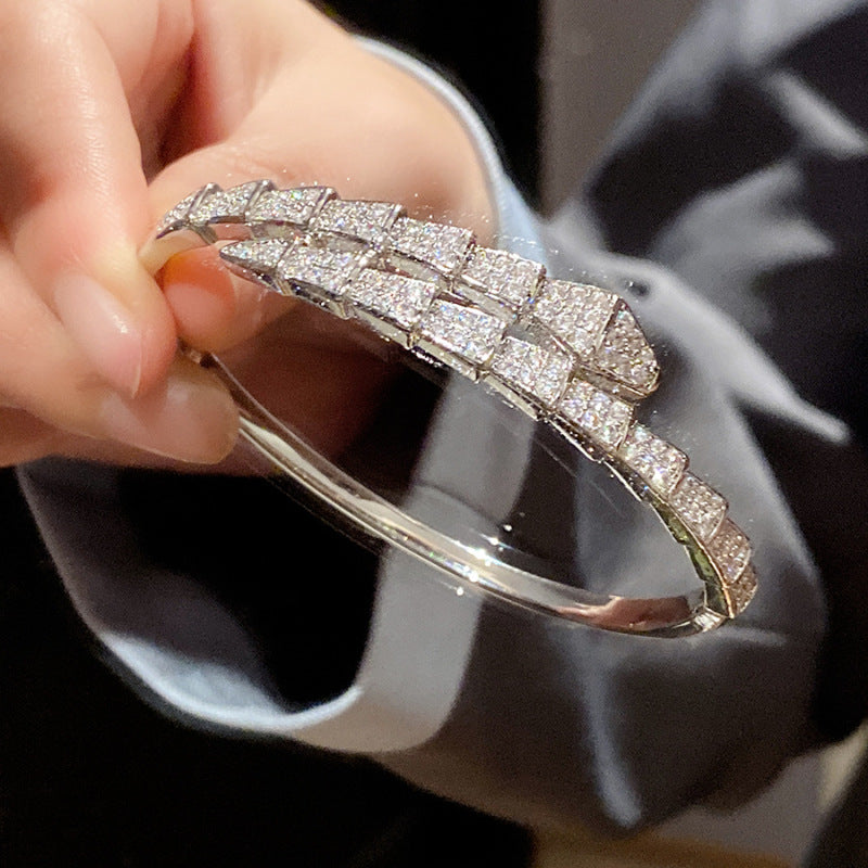 Women's Oval Leaf Small Fresh Gentle Temperament Light Luxury High Sense Bracelet