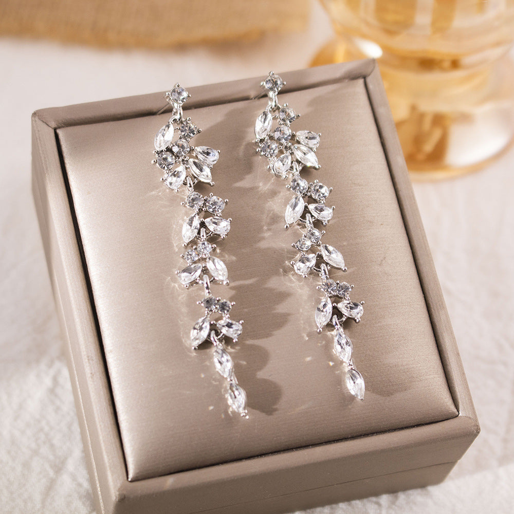 Elegant Zircon Butterfly Tassel Gentle Stylish Personality Stud Earrings