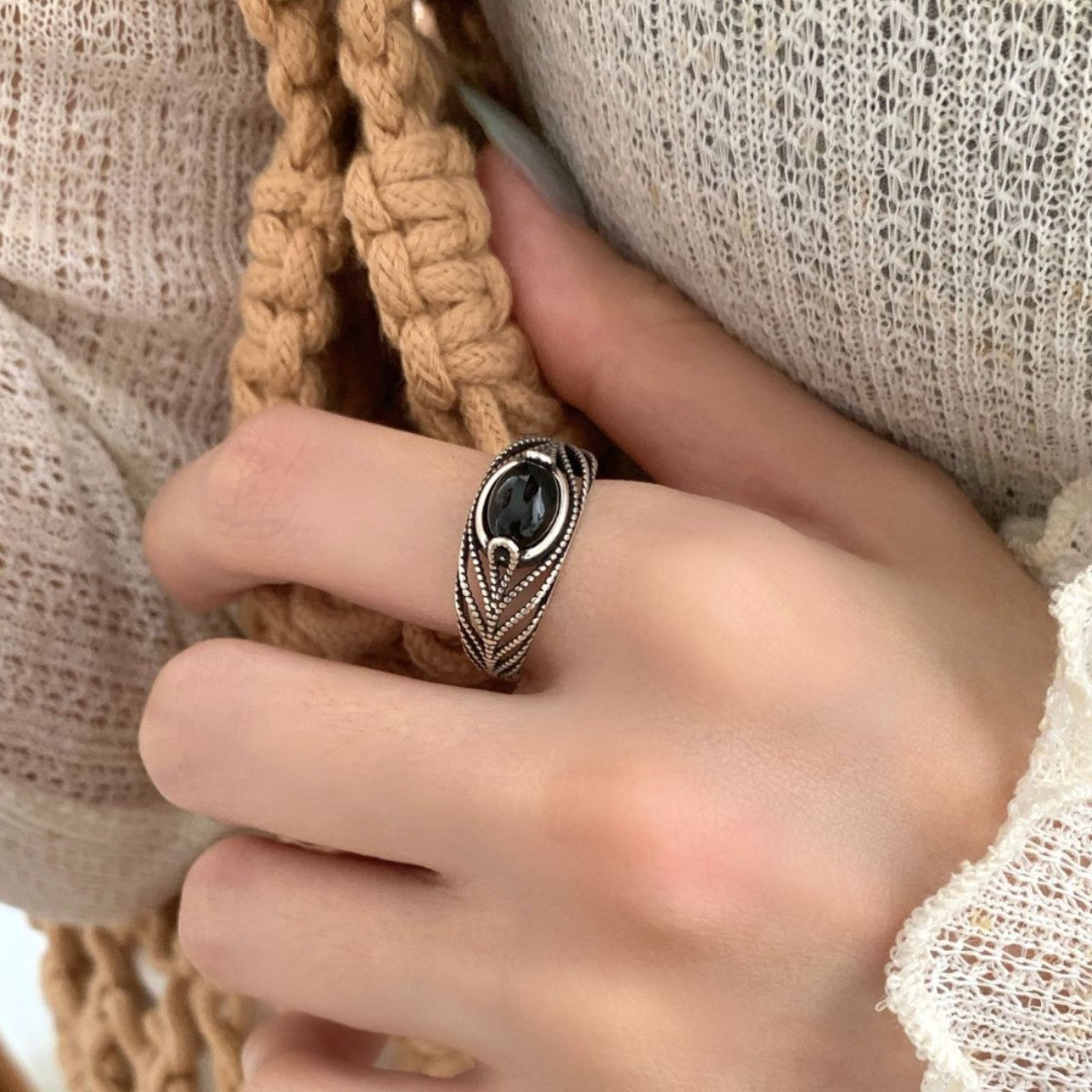Fashion High Sense Lace Natural Stone Black Agate Female Rings