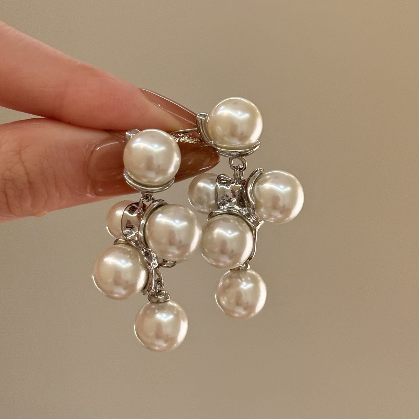 Women's Style Refined Zircon Flower Pearl Light Luxury High-grade Ear Earrings