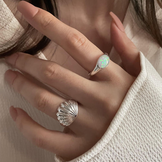 Ocean Style Sterling Sier Female Shell Shape Opal Stone Niche Ring