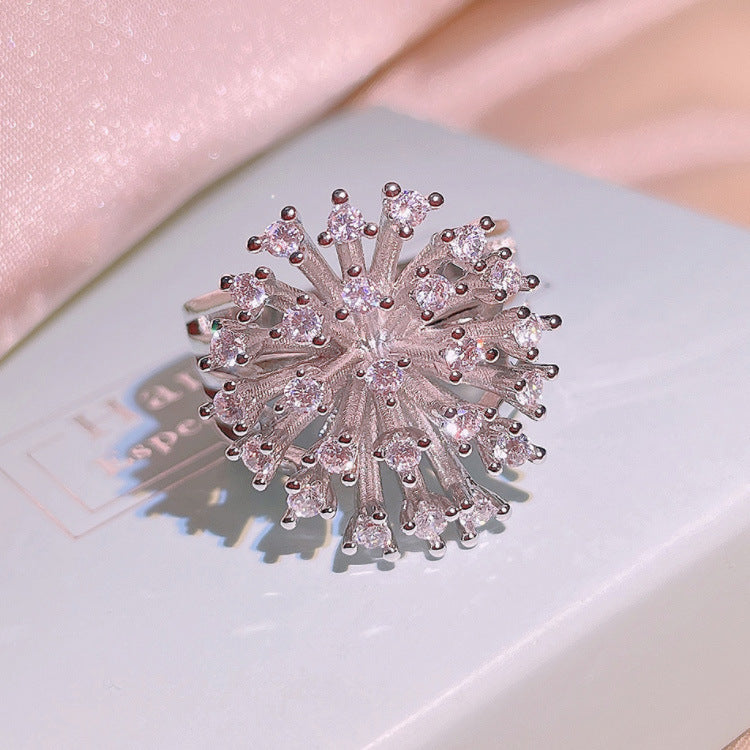 Women's Luxury Super Flash Zircon Hollow Out Snowflake Simple All Ring