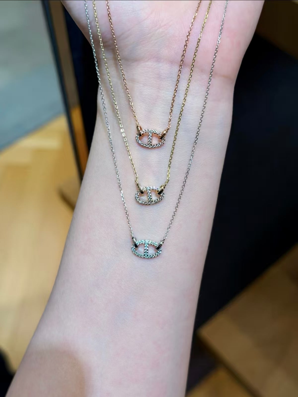 Zi Full Diamond Pig Nose Advanced Bracelet