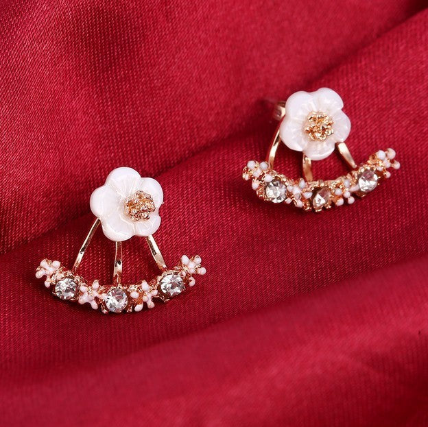 Korean Fashion Fresh Small Daisy Flower Spot Drill Simple Stud Earrings