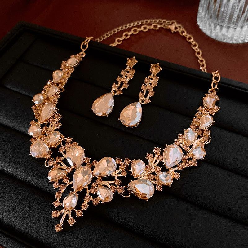 Palace Style Temperamental Minority Clavicle Chain Light Necklaces