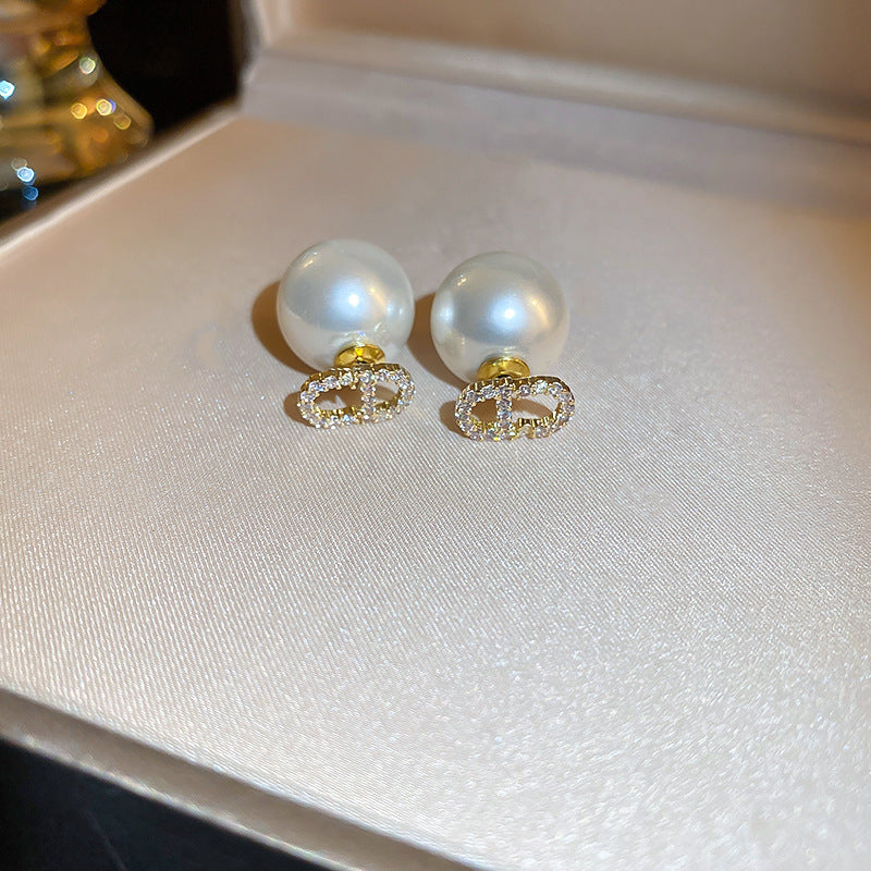 Women's Pearl Flower Fashionable High-grade French Entry Earrings