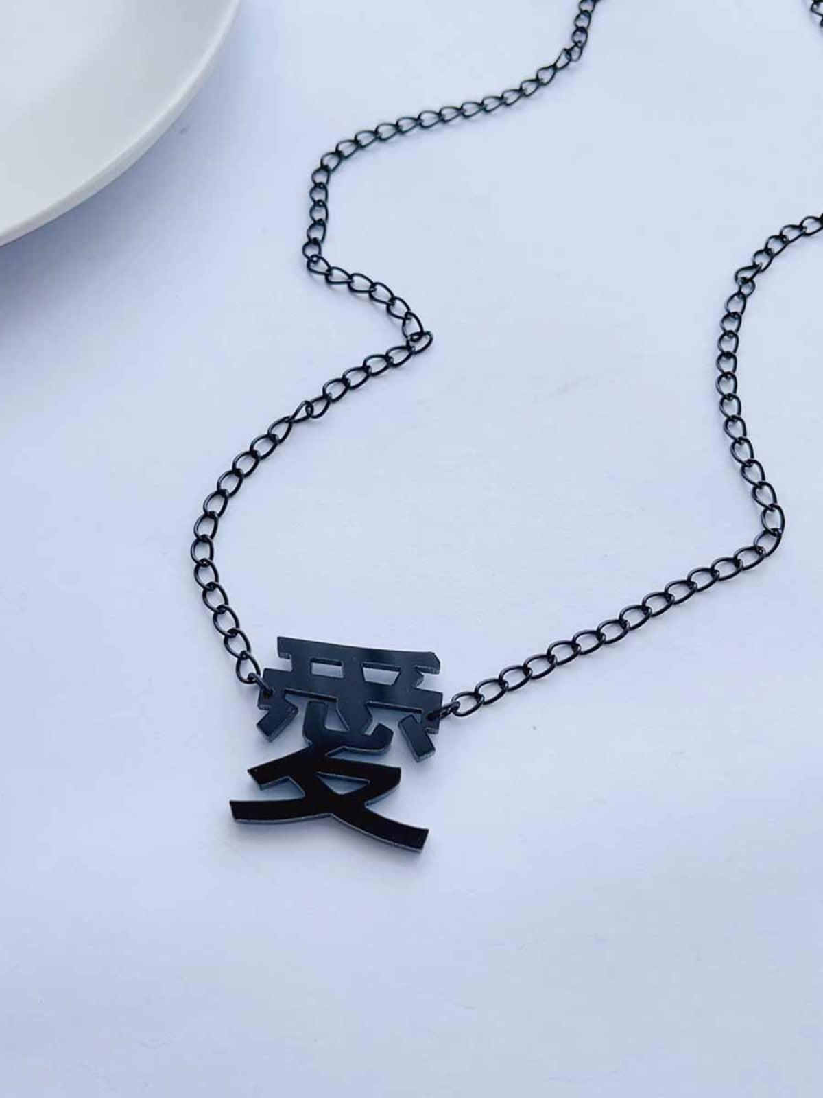 Women's Love Short Clavicle Dark Gothic Style Necklace
