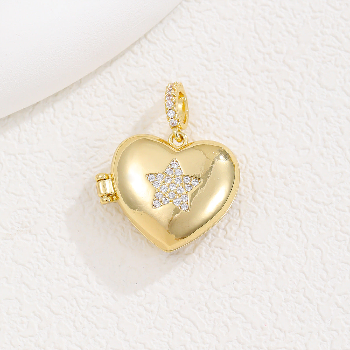 High-grade Butterfly Star Heart Female Light Luxury Pendants