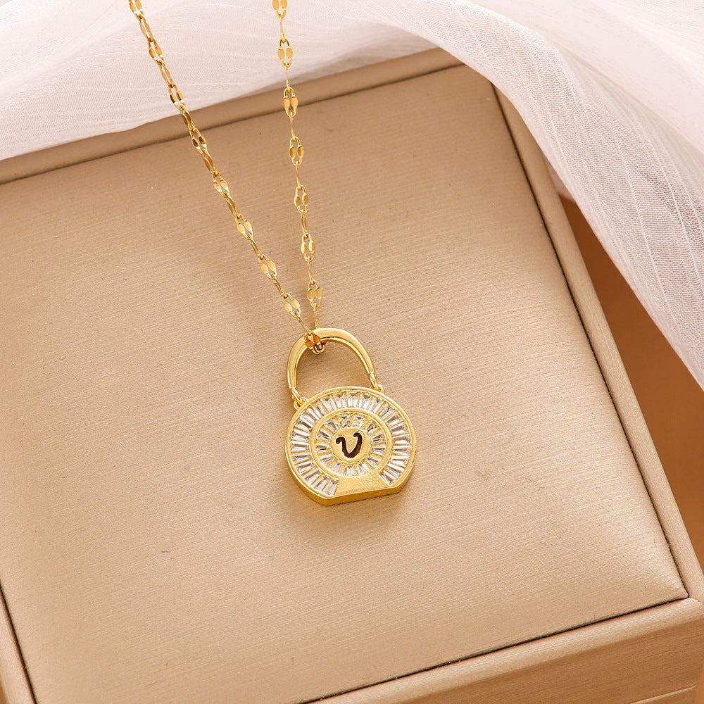 Female Niche High-grade Clavicle Chain Light Luxury Necklaces