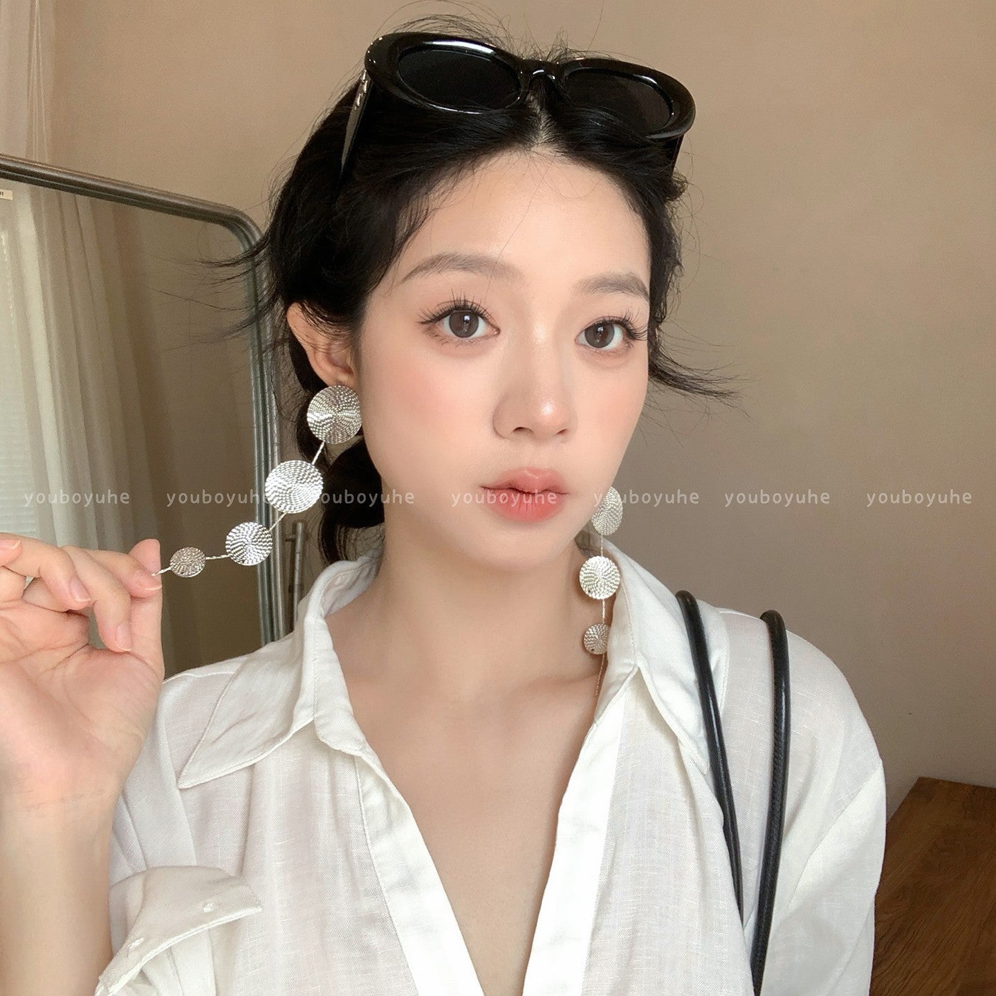 Women's Style Golden Long Fringe Light Luxury High-grade Square Round Face Earrings