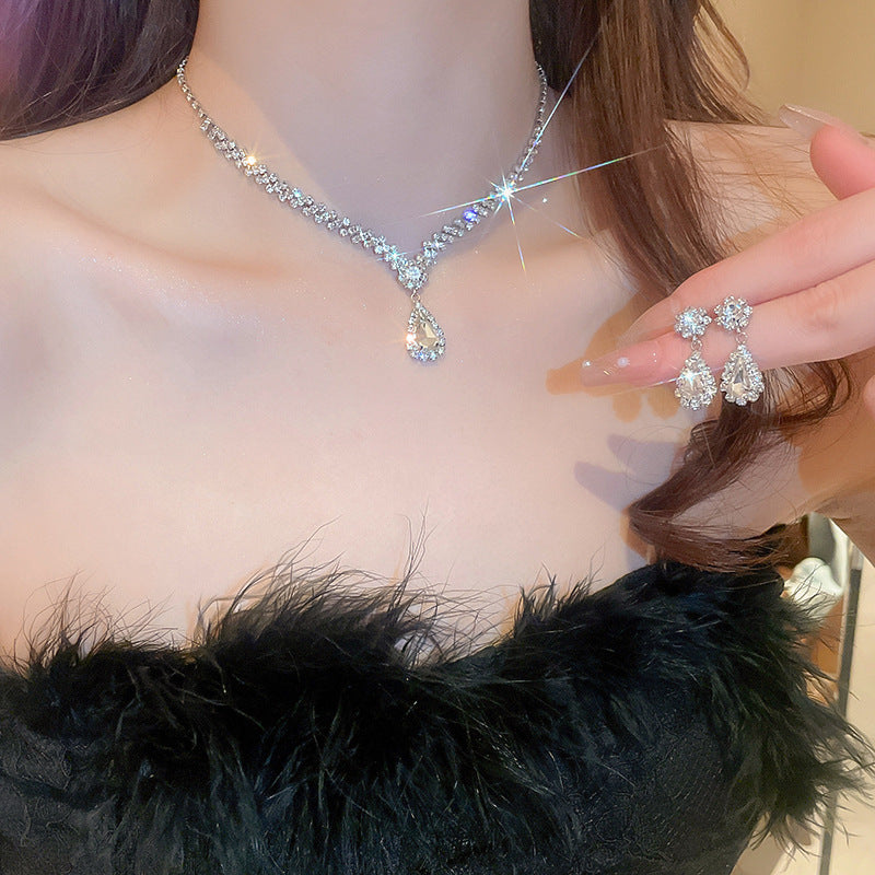 Elegant Drop Round Light Luxury Minority Necklaces