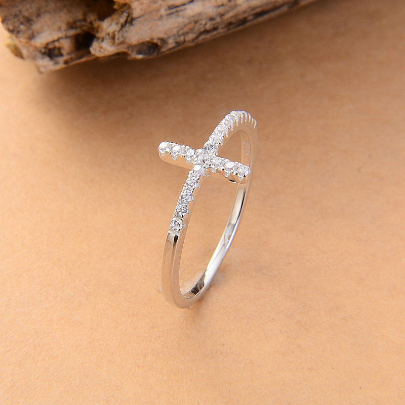 Inlaid Sier Zircon Alloy Female Design Temperament Wild Ring