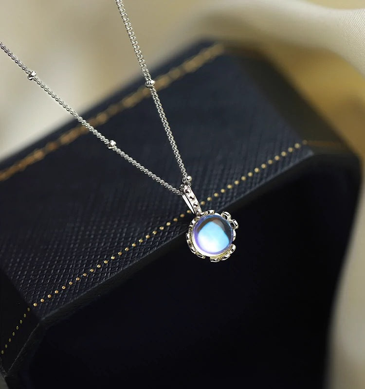 Women's High-grade Light Luxury Minority Design Simple Necklaces