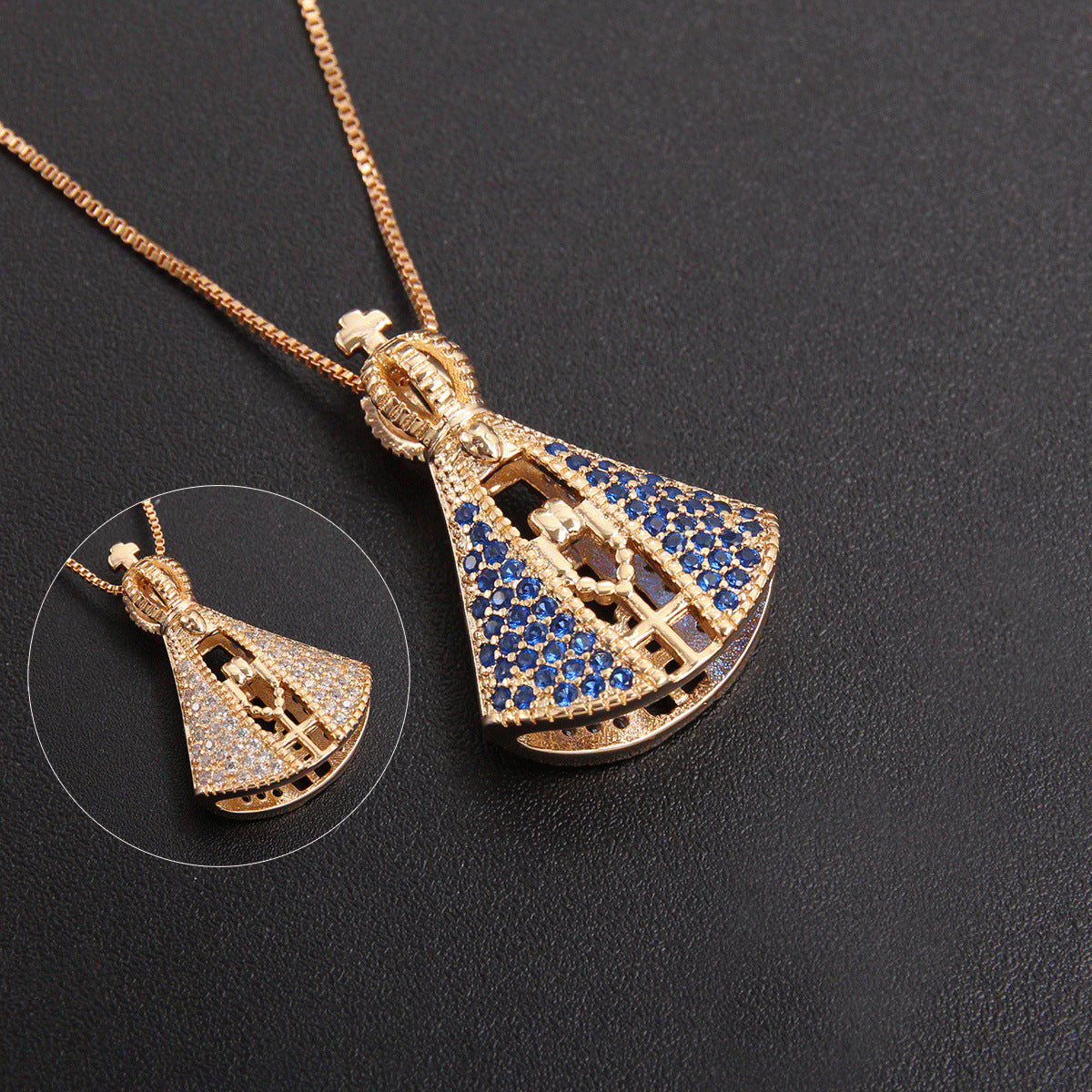 Fashionable Golden Hollow Gold Inlaid Zircon Lace Necklace
