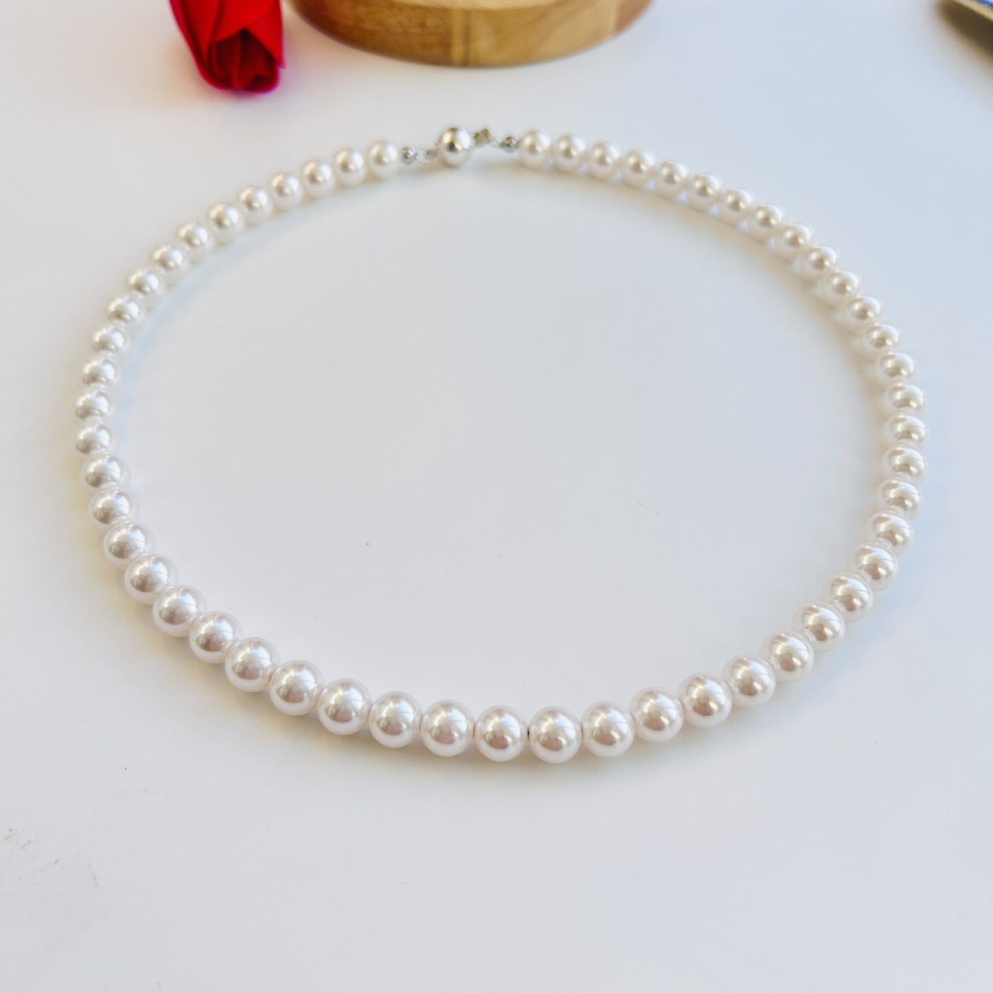 Pearl Female Clavicle Chain Fine Sier Lock Simple Magnetic Necklace
