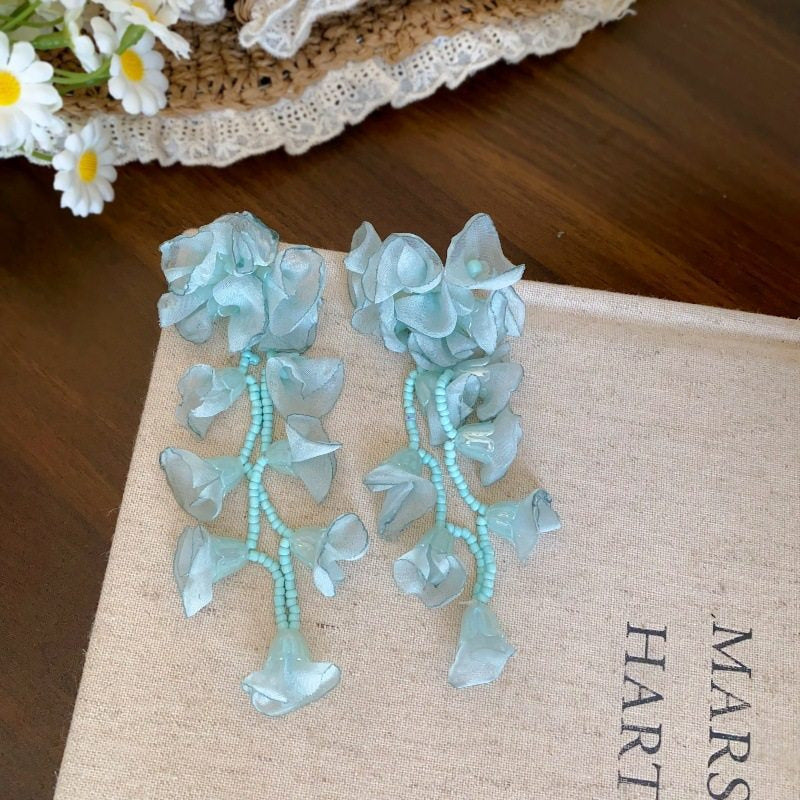 Dopamine Vacation Style Sier Needle Bead Flower Delicate Indie Earrings