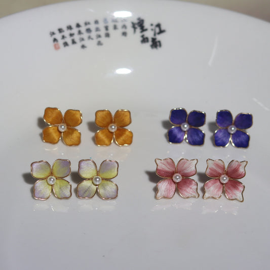 Women's Style Veet Flower Handmade Clover Pearl Han Earrings