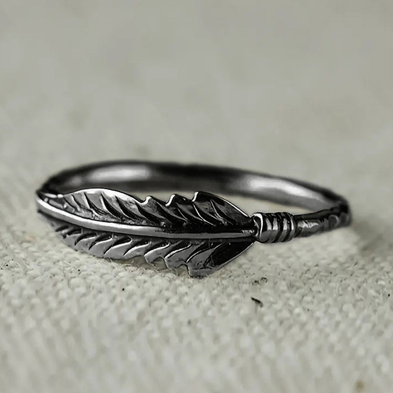 Female Vintage Zircon Distressed Feather Light Rings