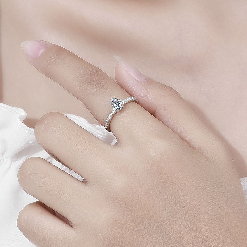 Sterling Sier Moissanite Water Drop Luxury Karat Color Ring