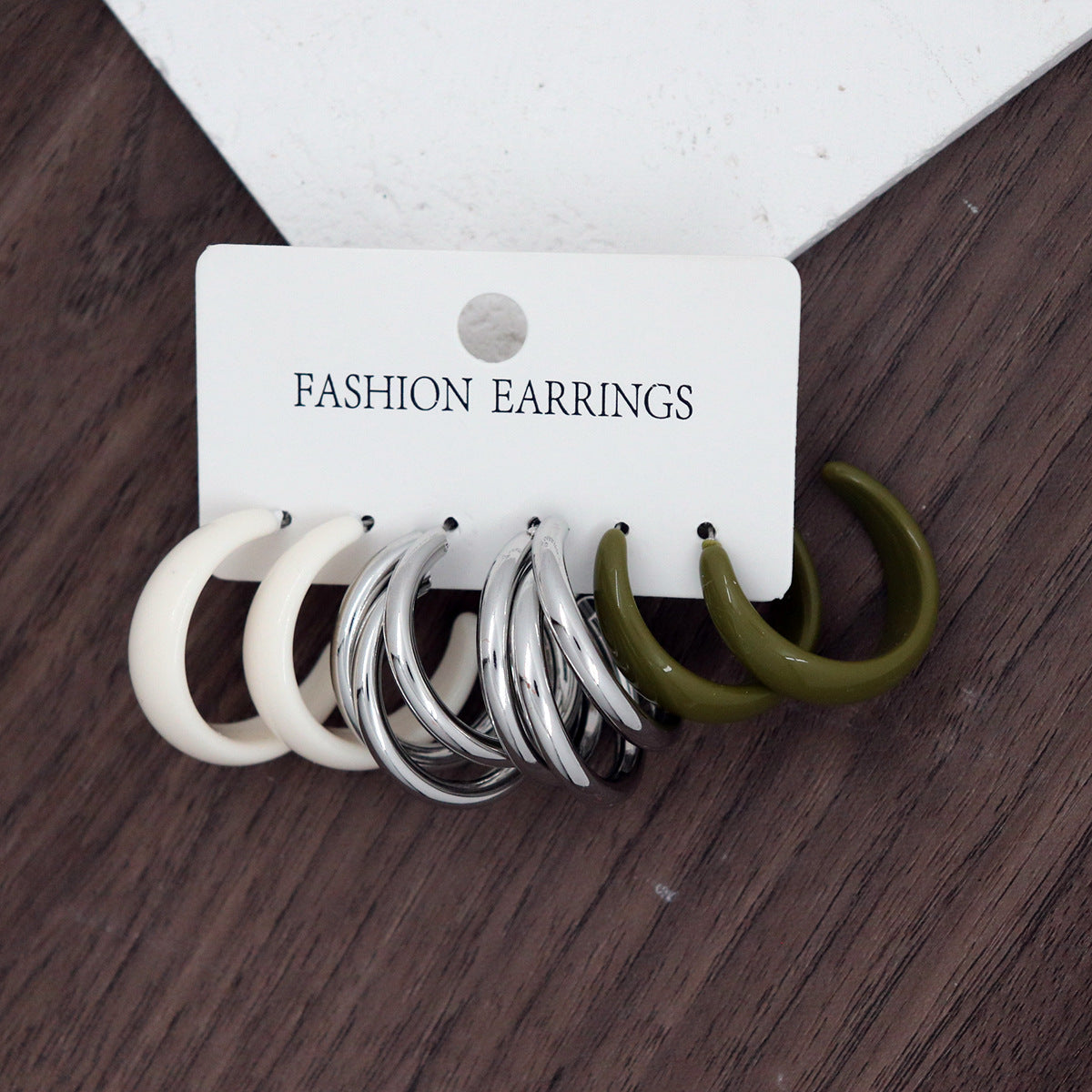 Women's Color Resin Leopard Print Pairs Retro Fashion Earrings