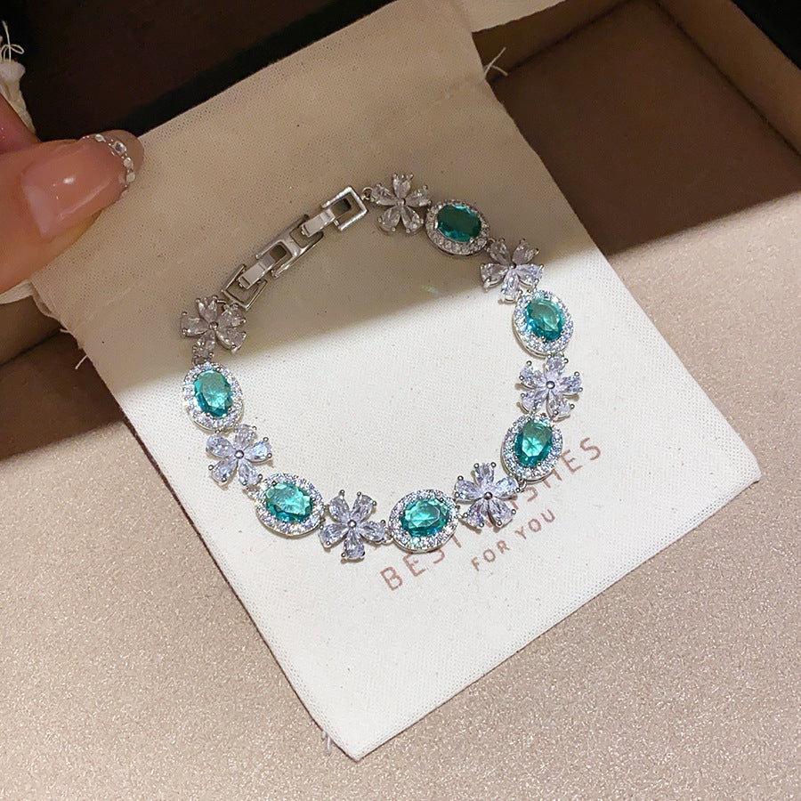 Women's Heart-shaped Zircon Adjustable Simple Fashion Light Luxury Bracelet