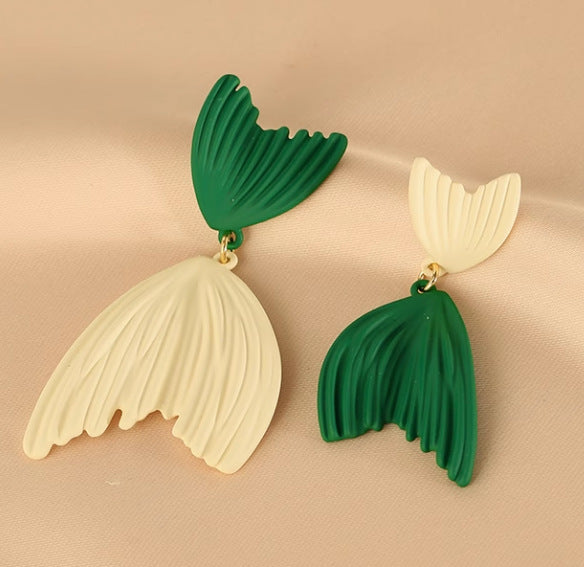 Women's Petal Pearl Mori Style Niche Design Stud Earrings