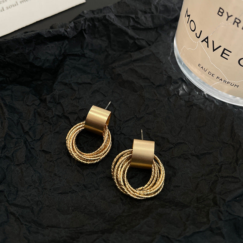 Women's Golden Light Luxury High-grade Metal Design Earrings