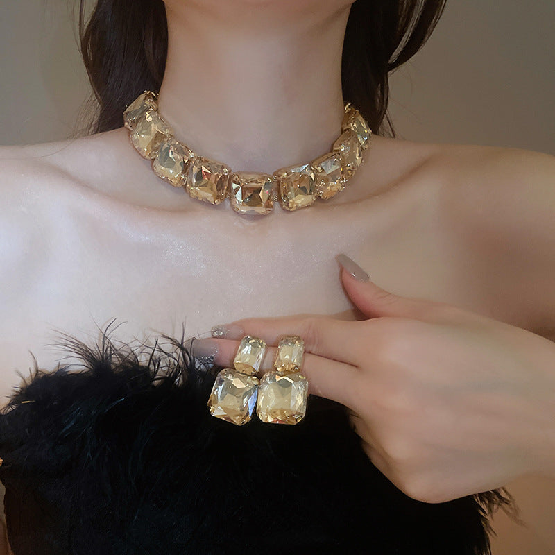 Palace Style Temperamental Minority Clavicle Chain Light Necklaces