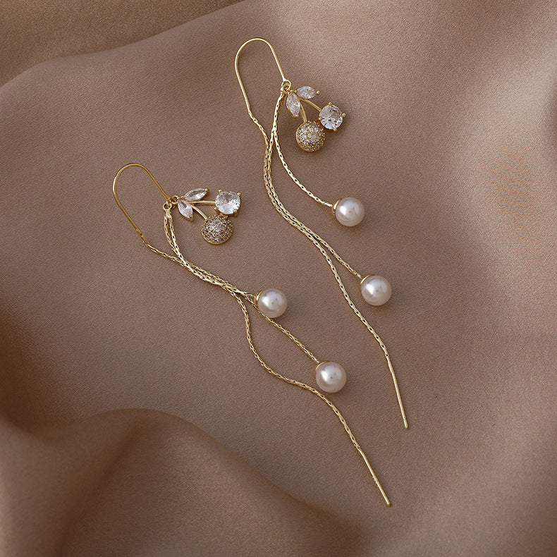 Sweet Cherry Fashionable Elegant High-grade Long Face Slimming Pearl Tassel Earrings