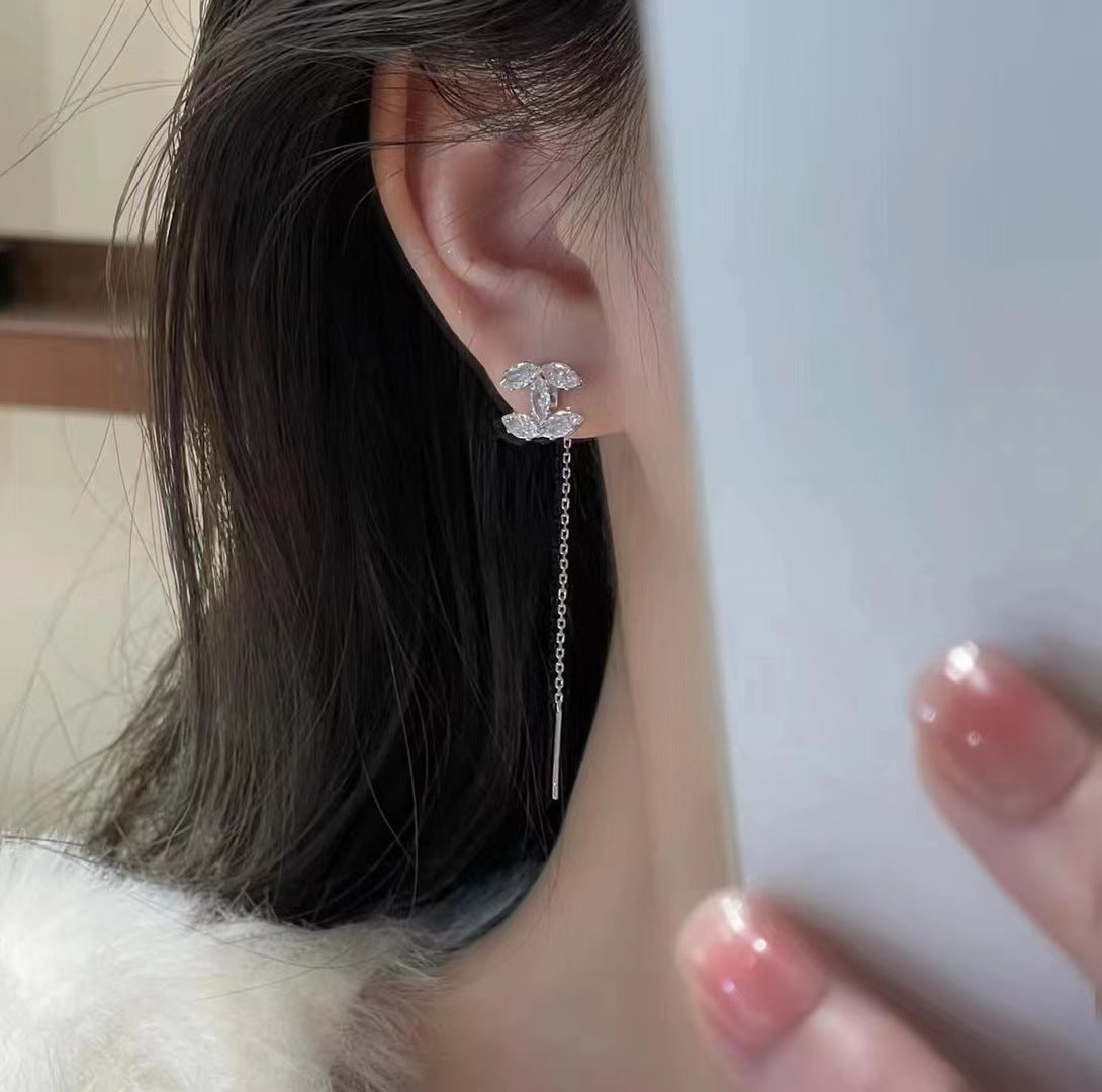 Micro Inlaid Zircon Exquisite Simplicity Classic Ear Line