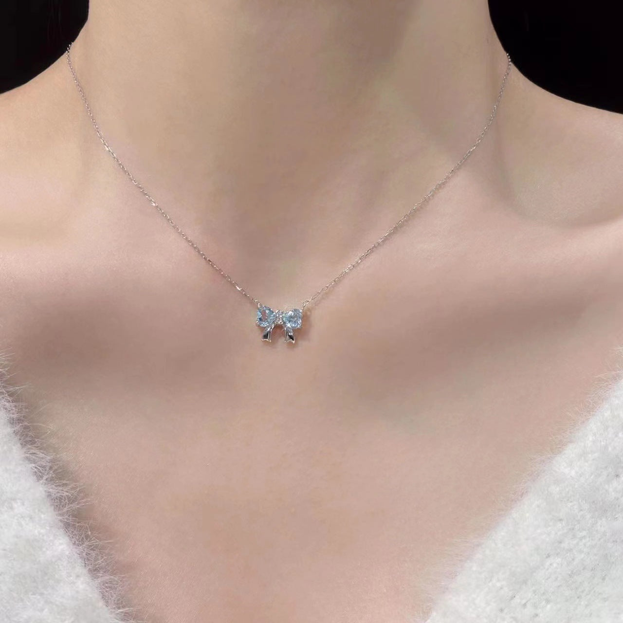 Zircon Female Sweet Niche Heart Gentle Light Luxury Simple Advanced Necklaces