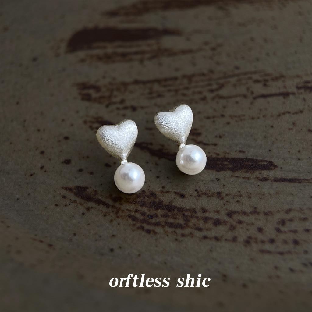 Brushed Textured Glass Pearl Heart-shaped Ear Simple Graceful Fashion Commuter Stud Earrings