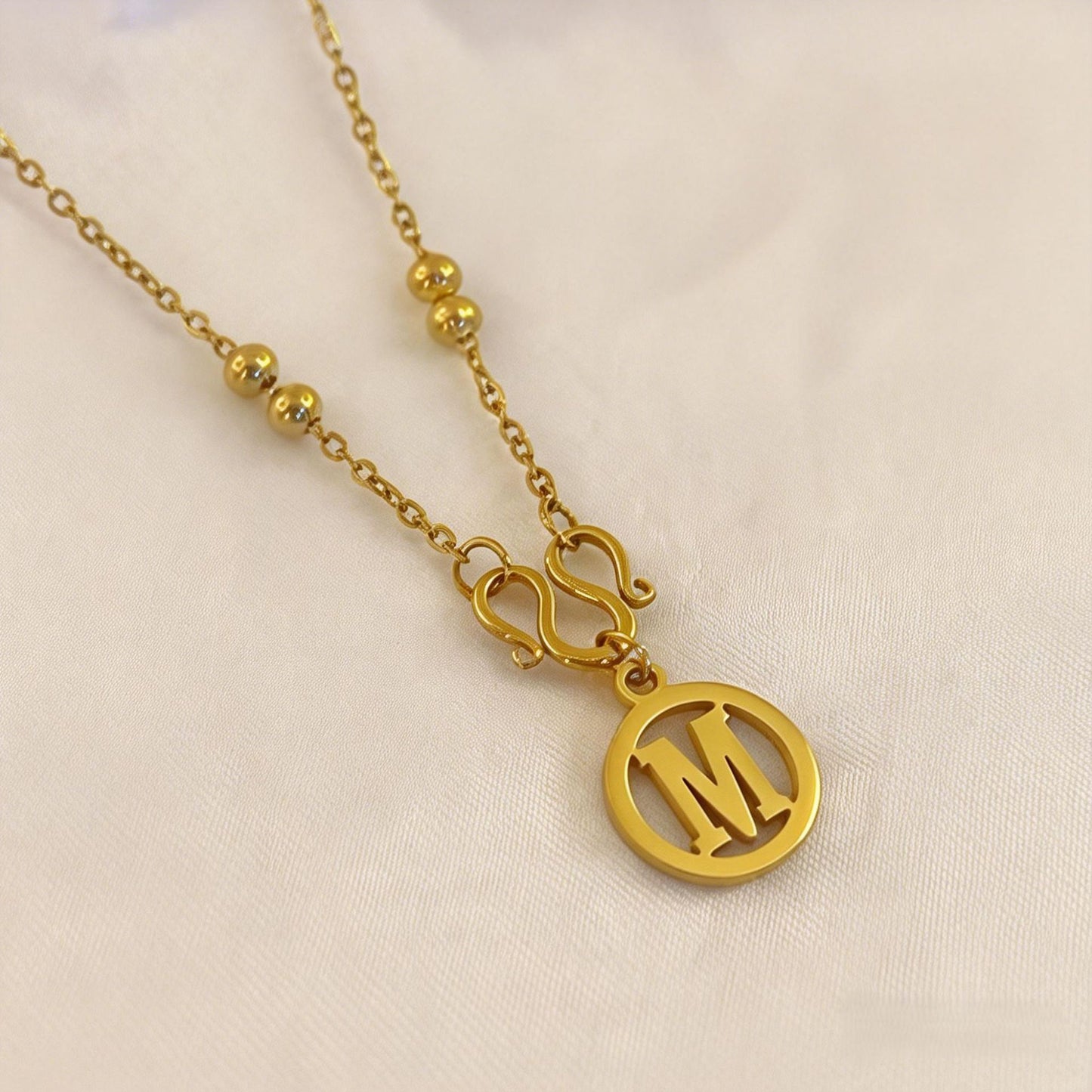 Women's Personalized Stainless Steel Letters Gold-plated Sier Necklace