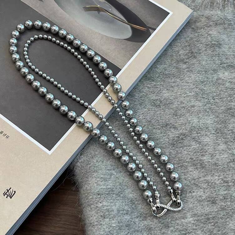 Women's Really Many Hemp Gray Pearl Word Buckle Light Necklaces