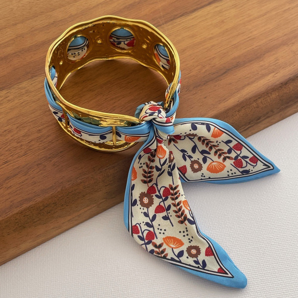 Women's High Sense Silk Scarf Wide Open-ended Design Vacation Bracelet