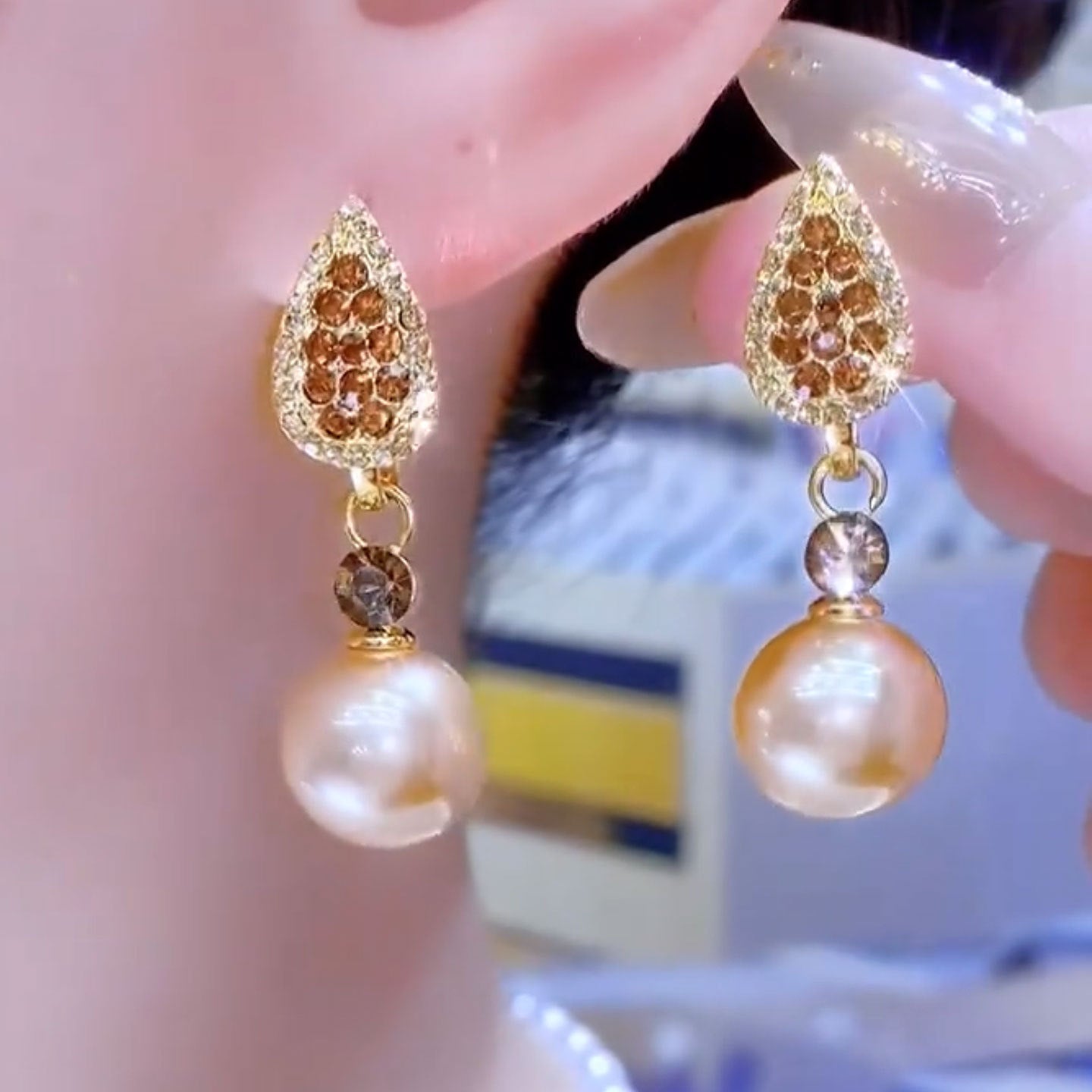 Champagne Beads Light Luxury High-grade Popular Stud Earrings